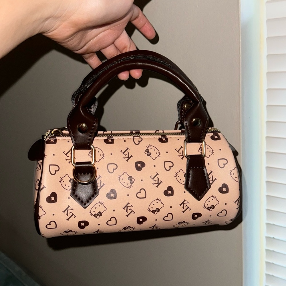 Hello kitty mini cylinder purse / Hand Bag